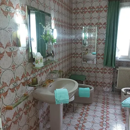 House In The Calm Nature Of Prosecco Valley Revine Lago
